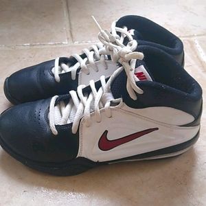 Nike kids shoes